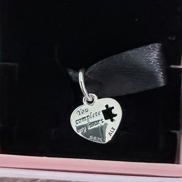 PANDORA ASIAN EXCLUSIVE* RETIRED* Complete my Heart puzzle dangle 791522EN68 - Picture 7 of 8